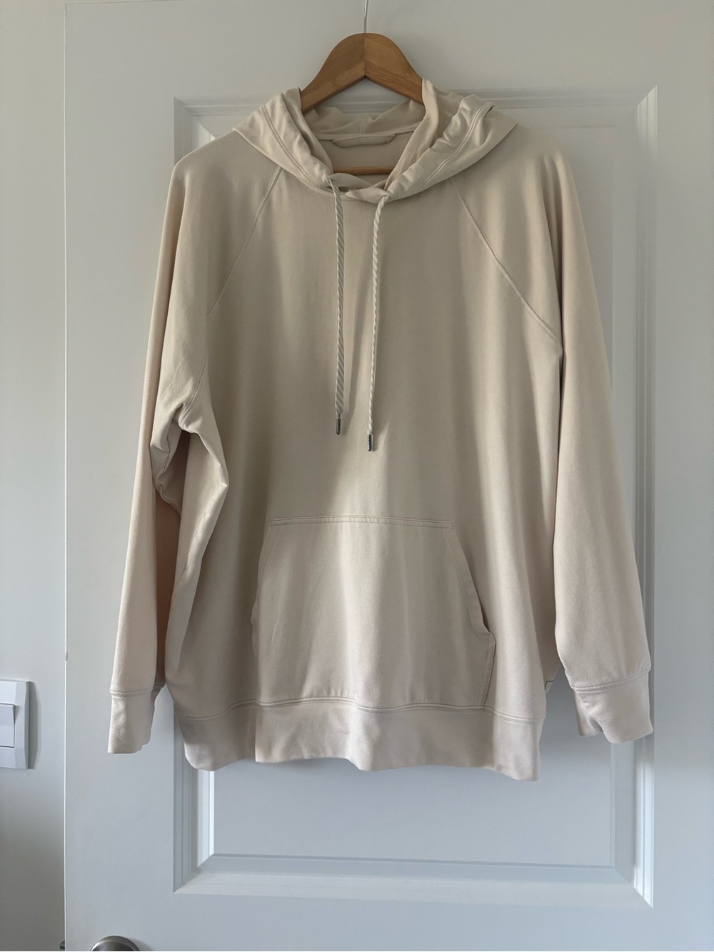 Vuori Woman’s Halo Oversized Hoodie Cream Pullover Hoodie Heathered Milkweed L - Picture 5 of 12
